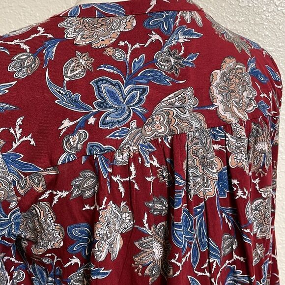 Lucky Brand | red and blue floral print top - Picture 6 of 10